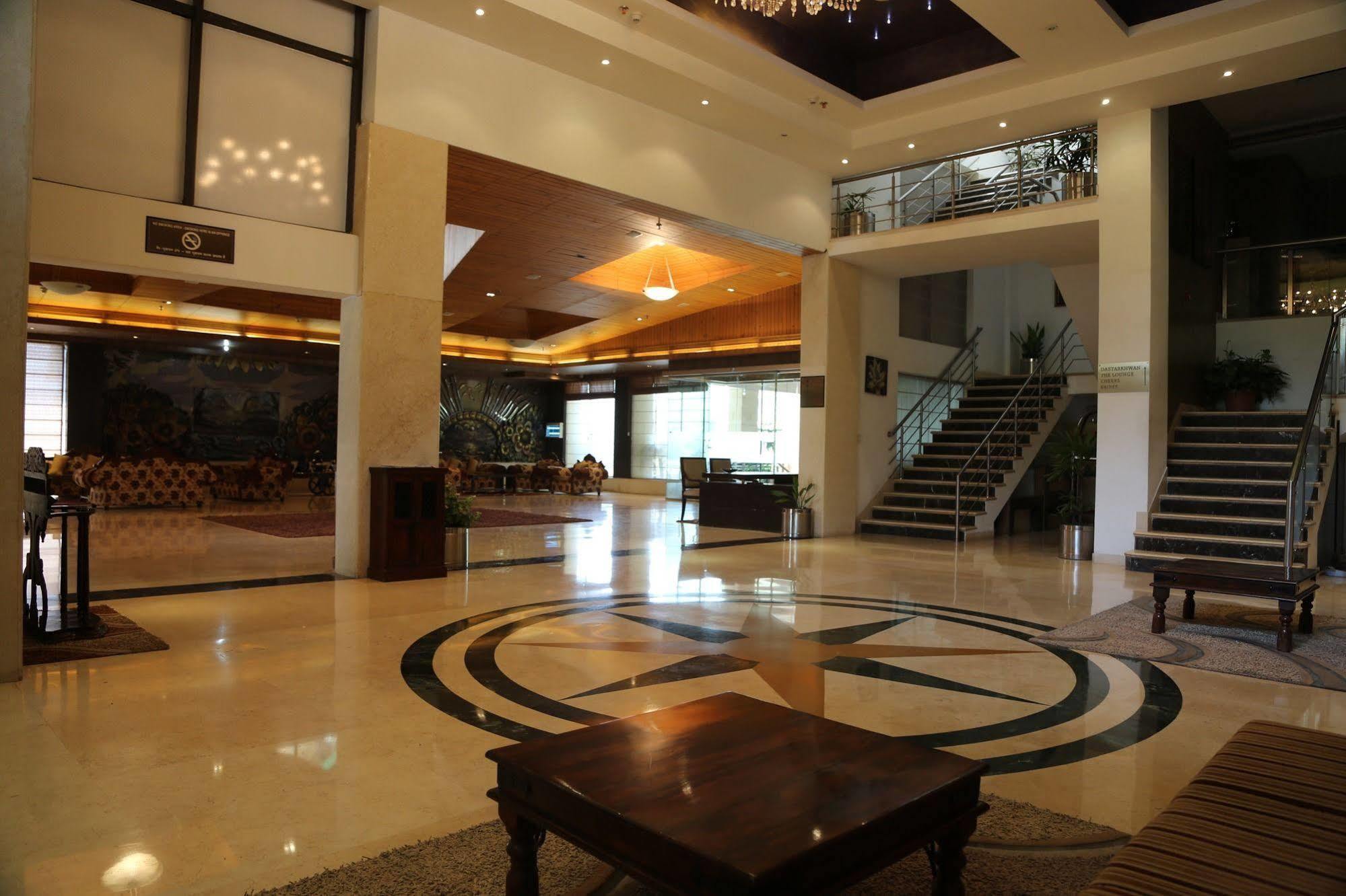 Baba Resorts Dharampur Dharampur  Buitenkant foto