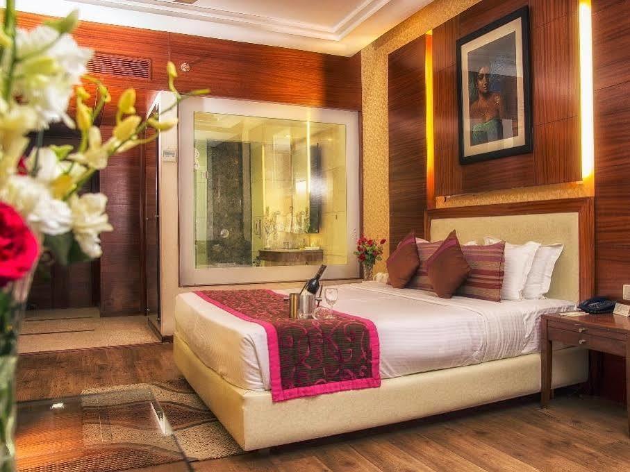 Baba Resorts Dharampur Dharampur  Buitenkant foto