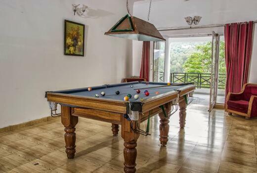 Baba Resorts Dharampur Dharampur  Buitenkant foto